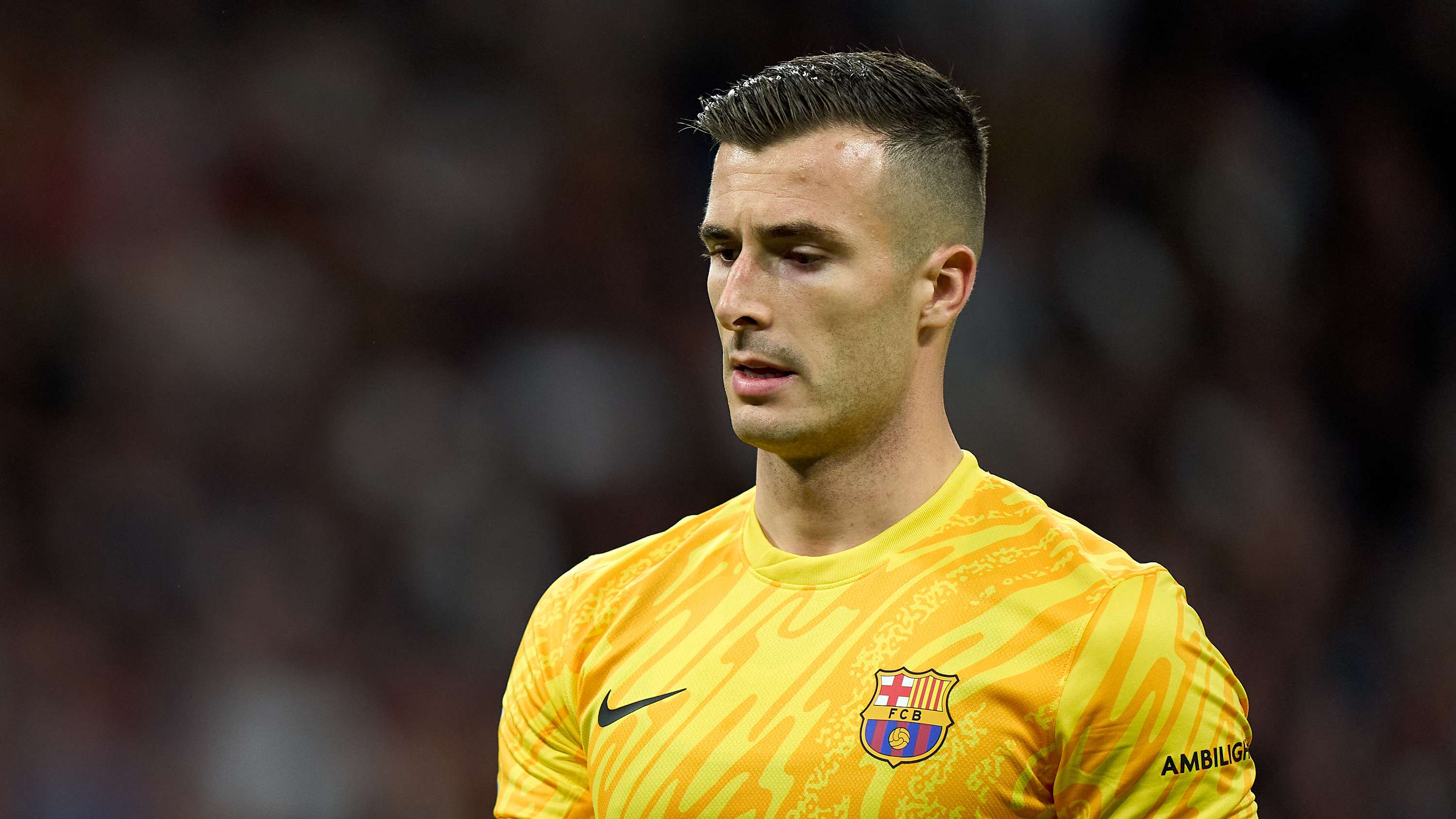 並創造了更 並創造了更