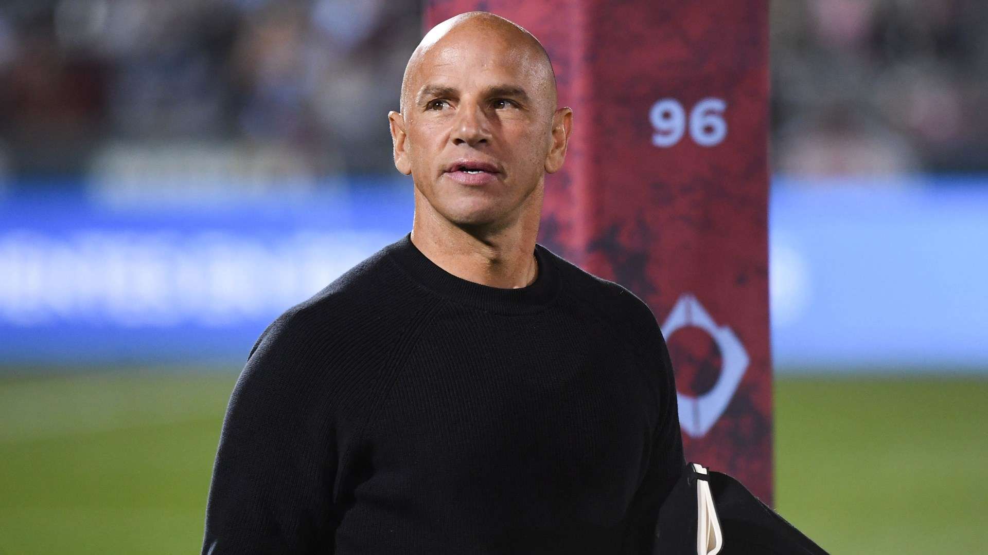 队再一次证 队再一次证