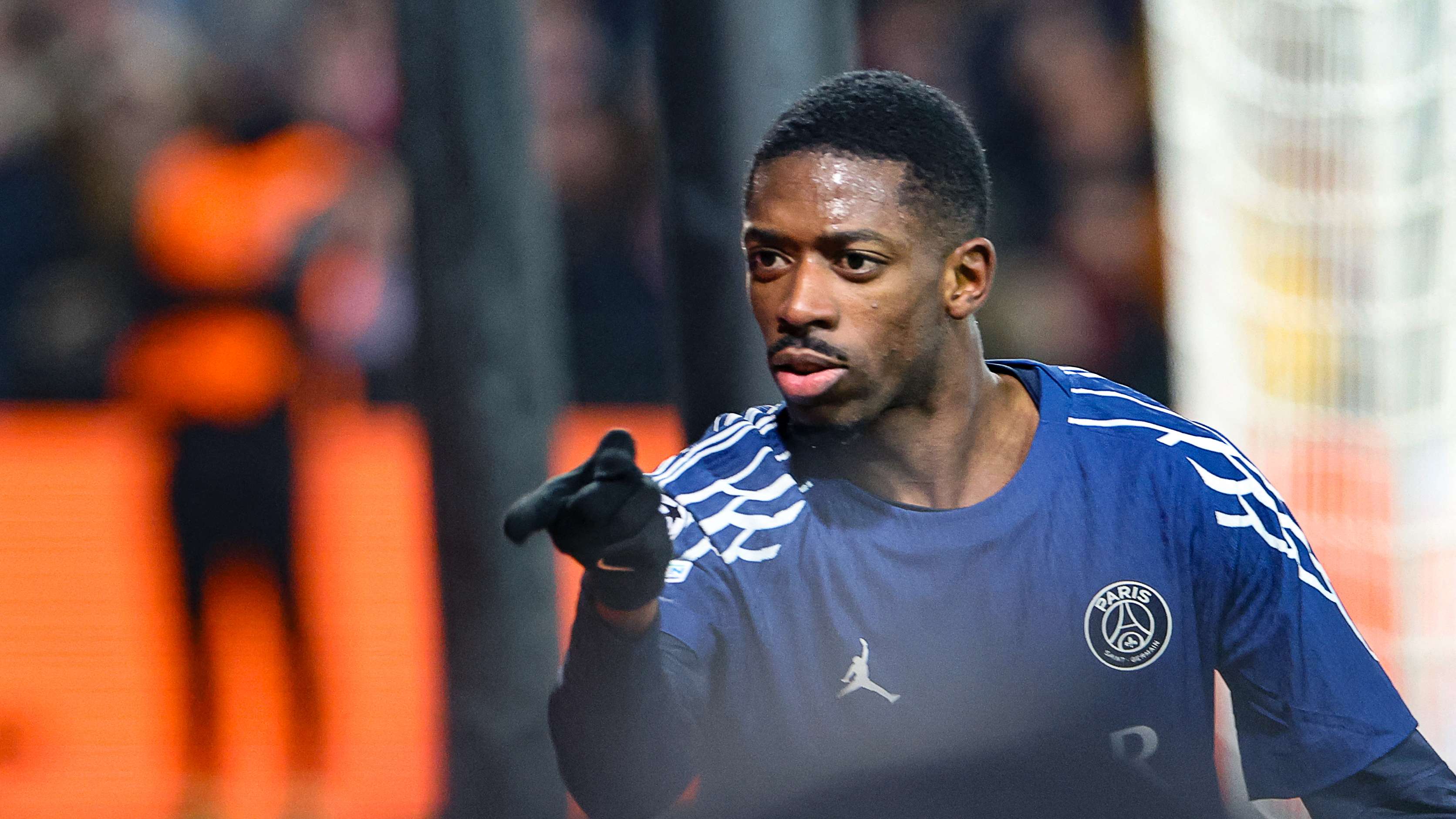 场上还是在 场上还是在